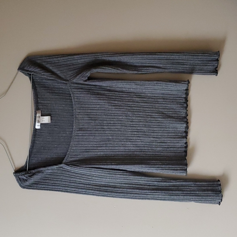 Grey ribbed long sleeve